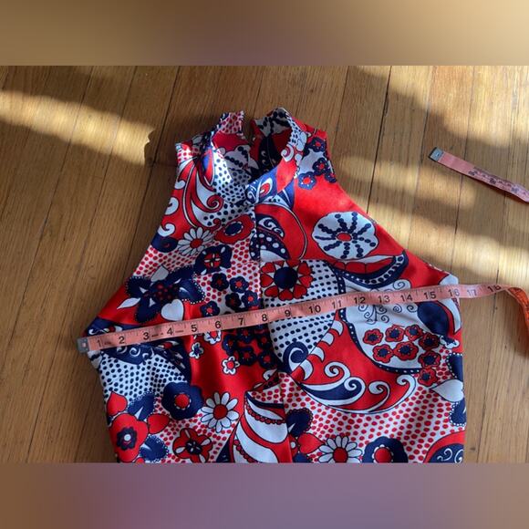 70s Vintage Red White and Blue Novelty Print Dress - Picture 5 of 8